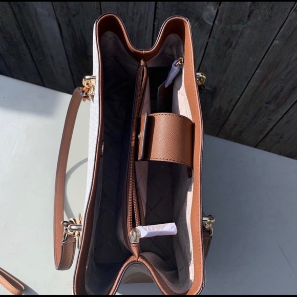 ✅✅ SOLD ✅✅ - Picture 6 of 8